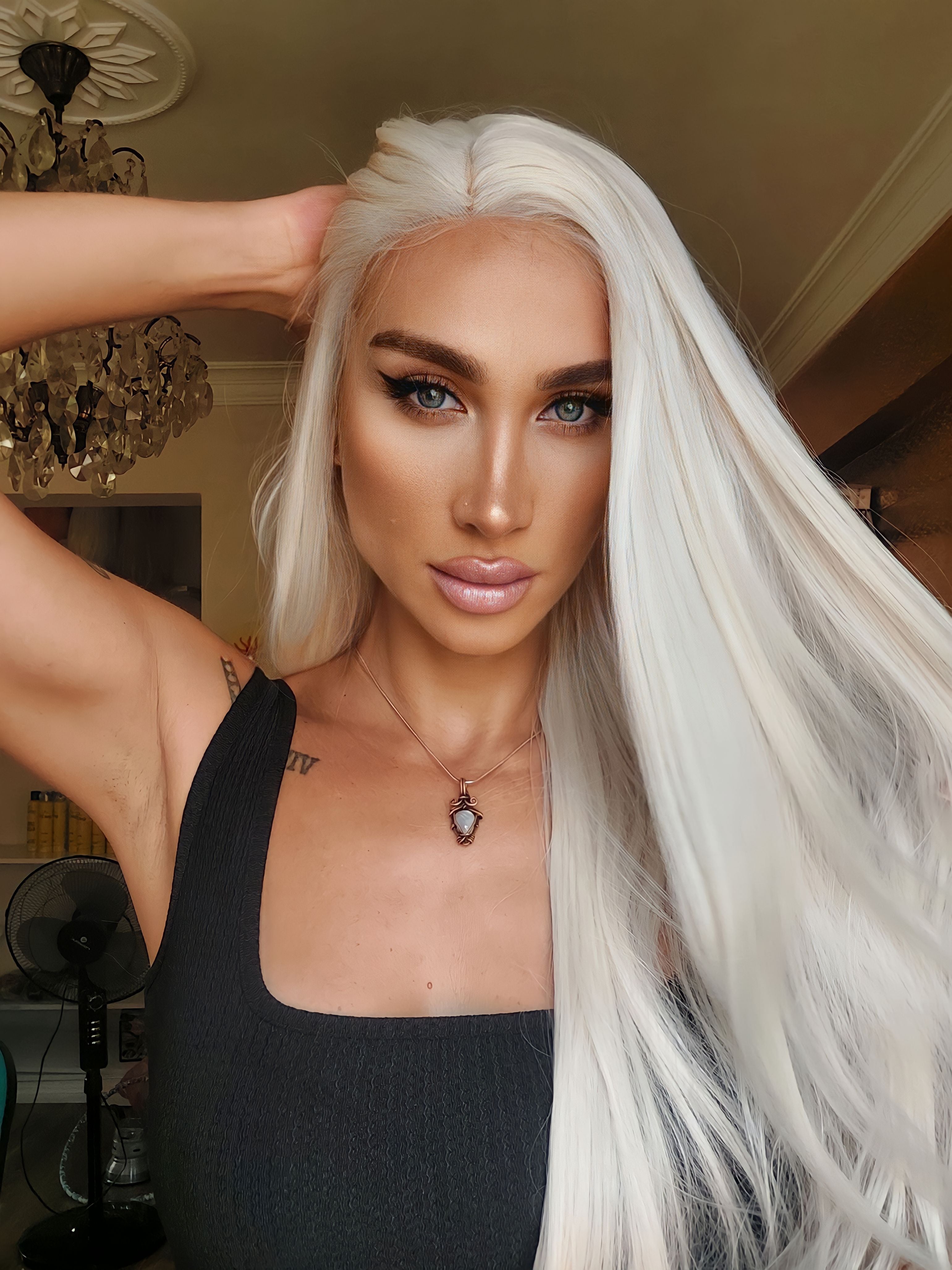 STEFANI BUZ BEYAZI DÜZ PROTEİN FİBER SENTETİK DANTEL PERUK