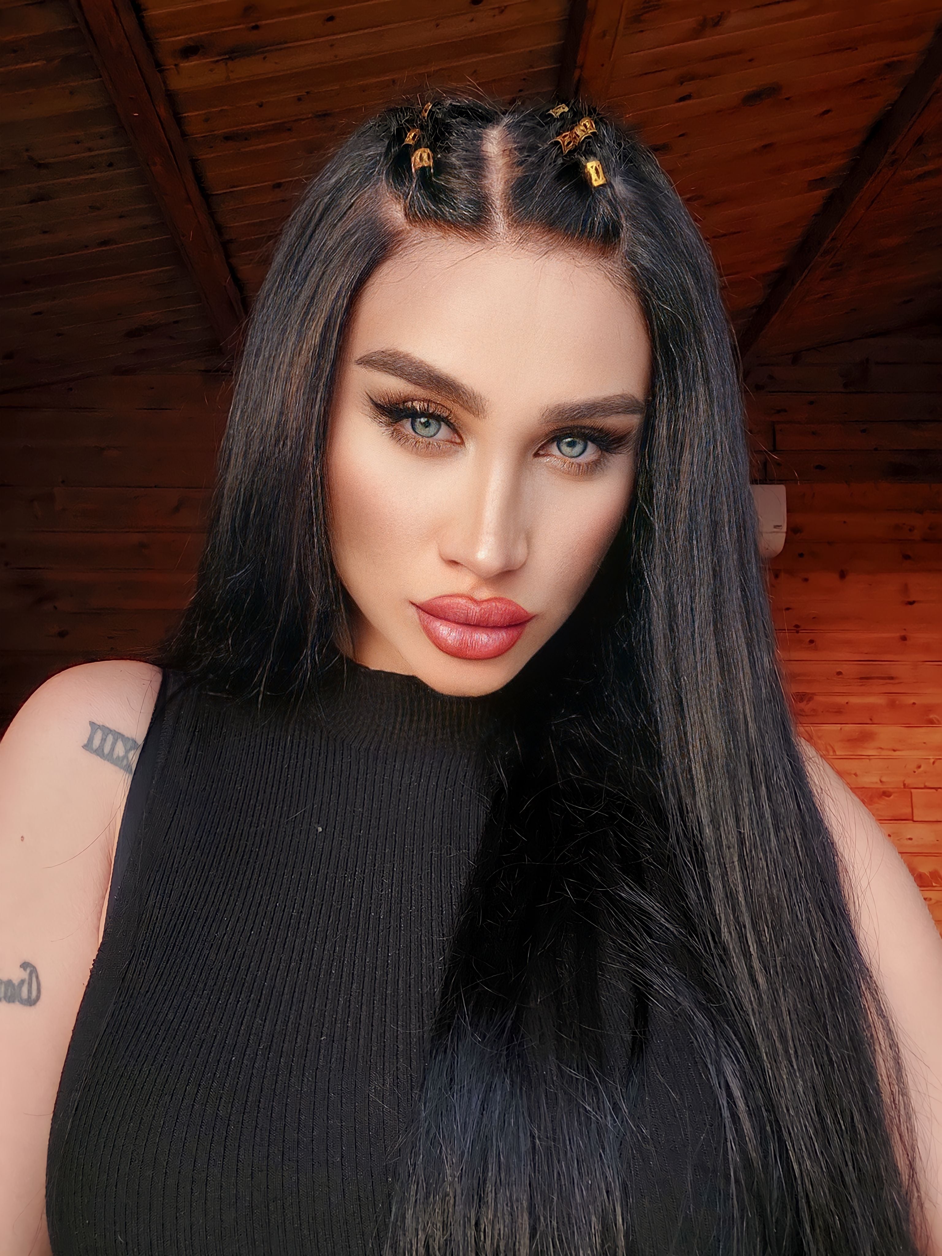 STEFANI NATUREL SİYAH HD  DANTEL PERUK ÜNİTESİ