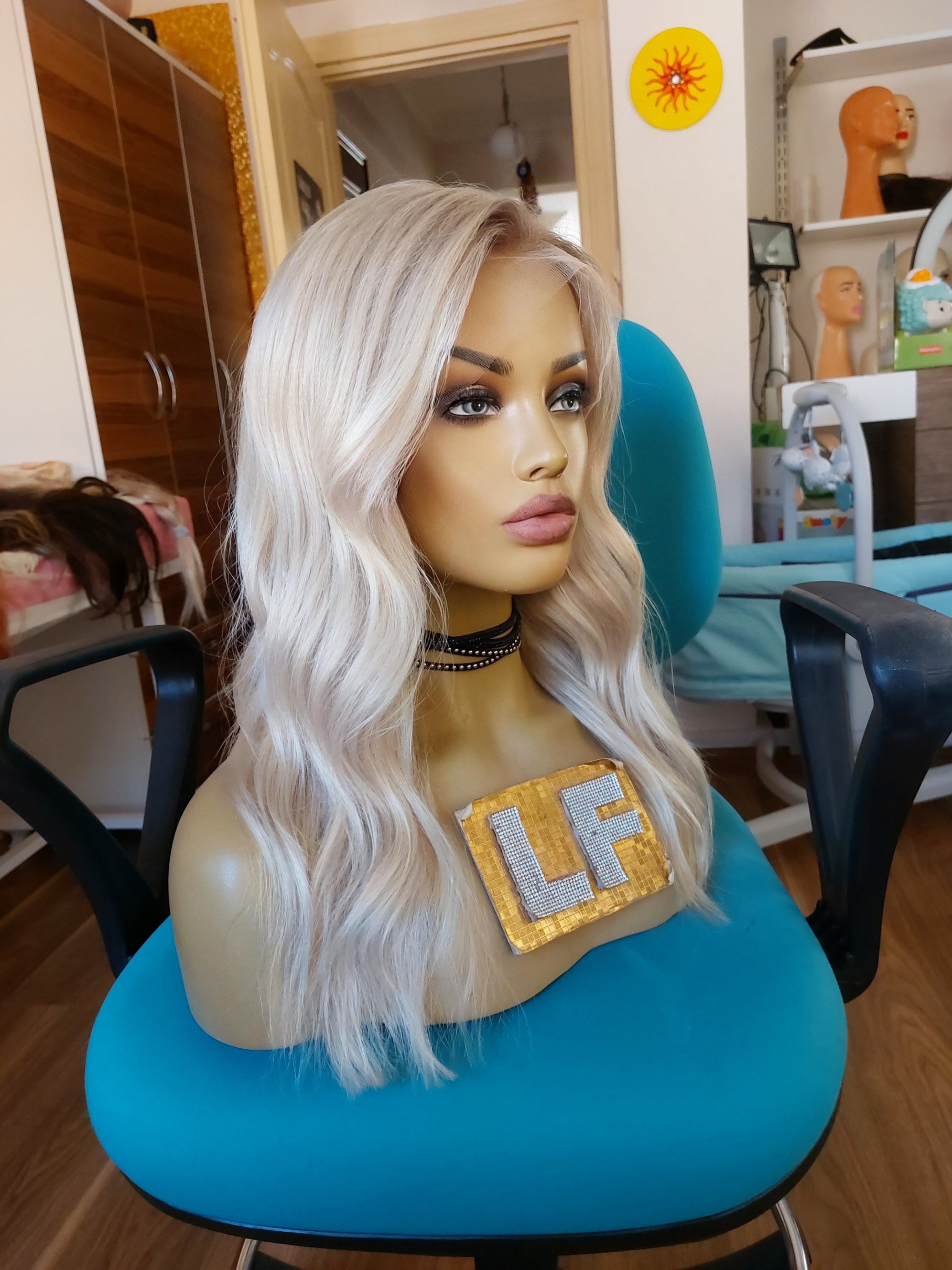 LEONA BUZ SARIŞIN DANTEL PERUK ÜNİTESİ