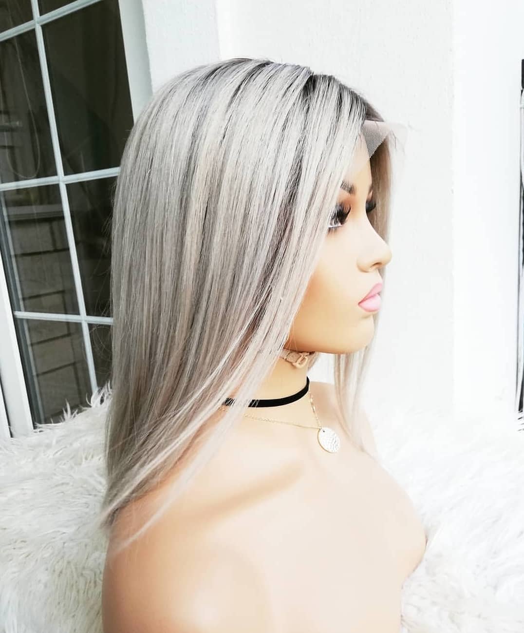 KIM K. GRİ SARIŞIN BOB RÖFLELİ DANTEL PERUK ÜNİTESİ