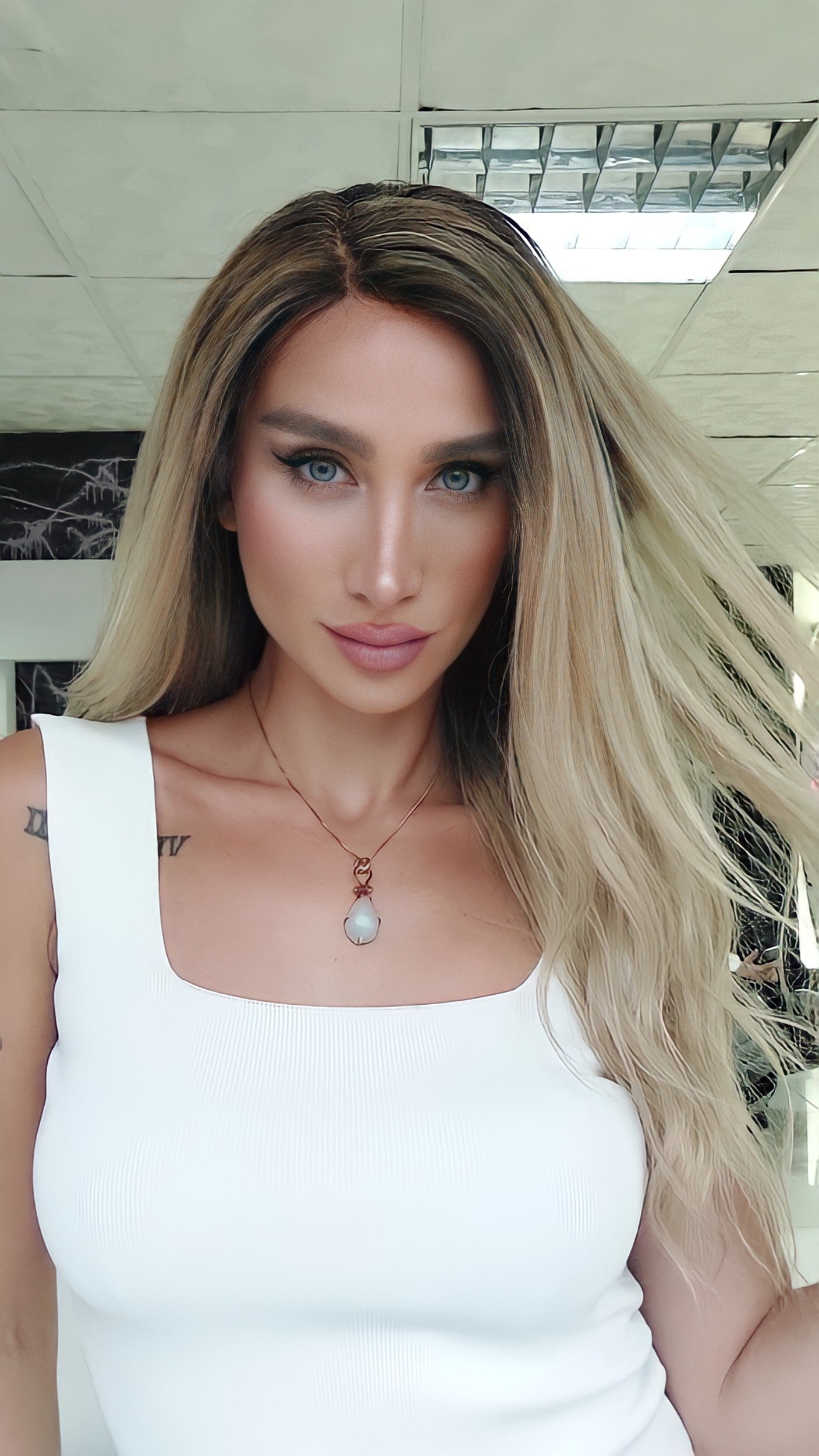 ILYA SARIŞIN RÖFLELİ DANTEL PERUK ÜNİTESİ