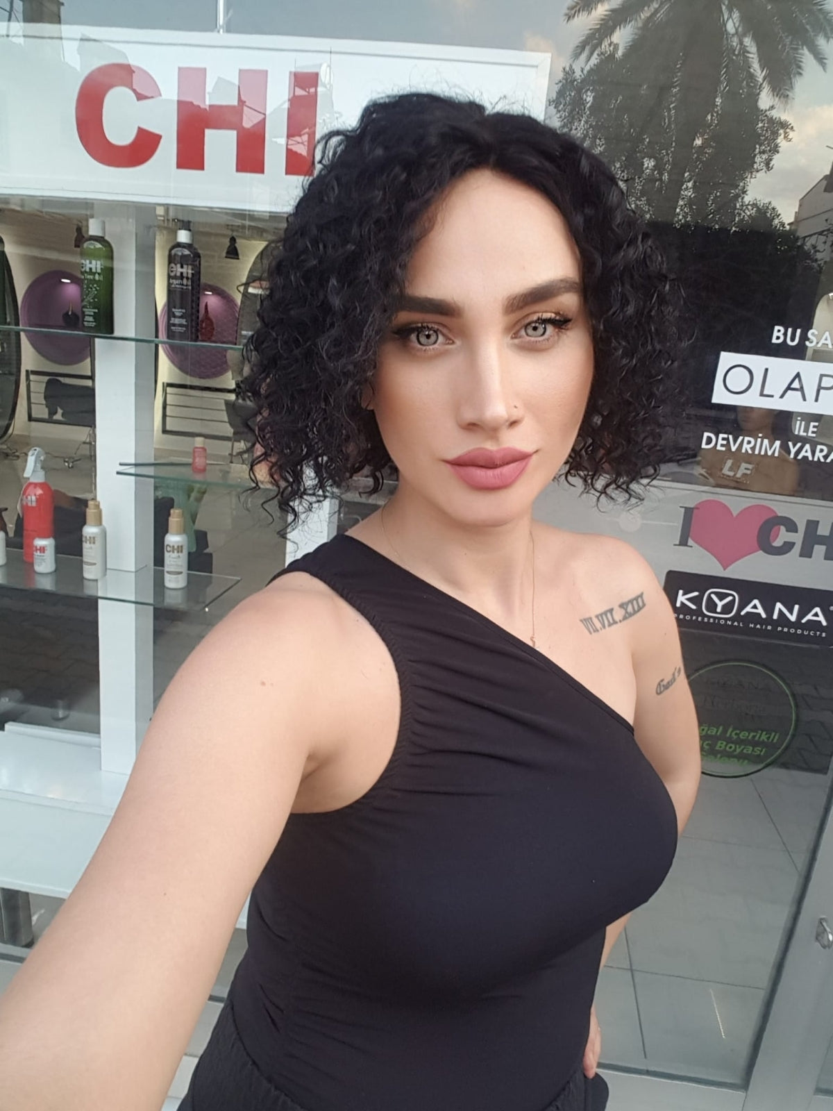 NINNA AFRO DALGALI BOB NATUREL RENK DANTEL PERUK ÜNİTESİ