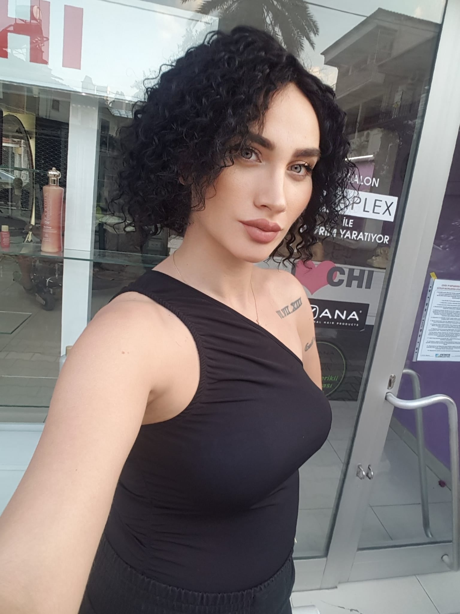 NINNA AFRO DALGALI BOB NATUREL RENK DANTEL PERUK ÜNİTESİ