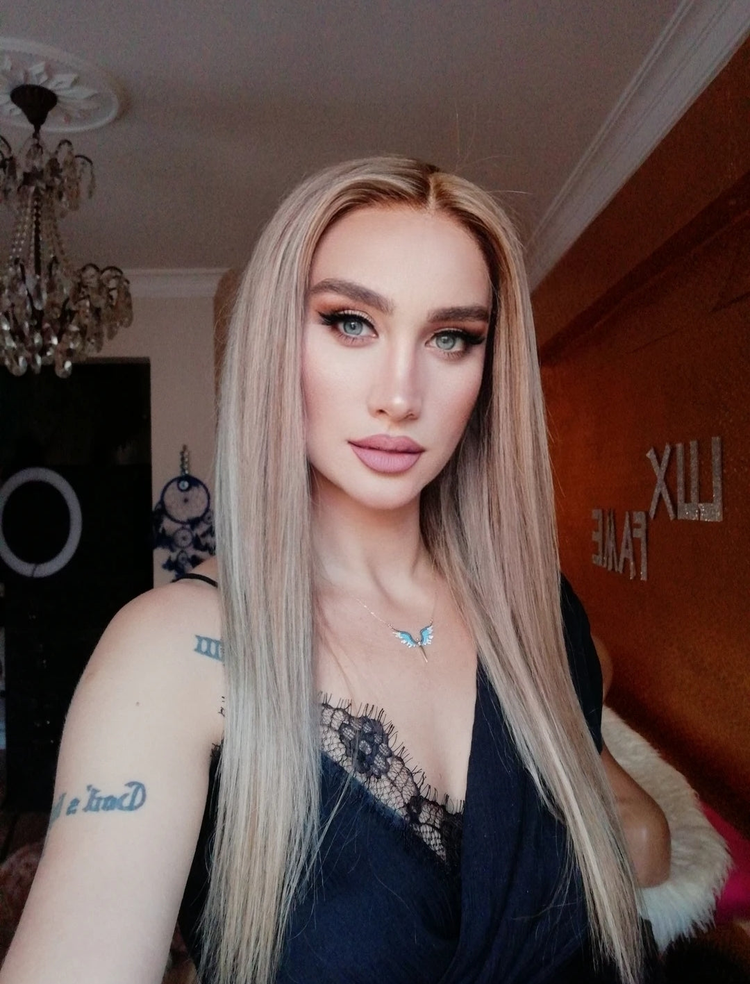 ABIGAIL SARIŞIN RÖFLELİ DANTEL PERUK ÜNİTESİ