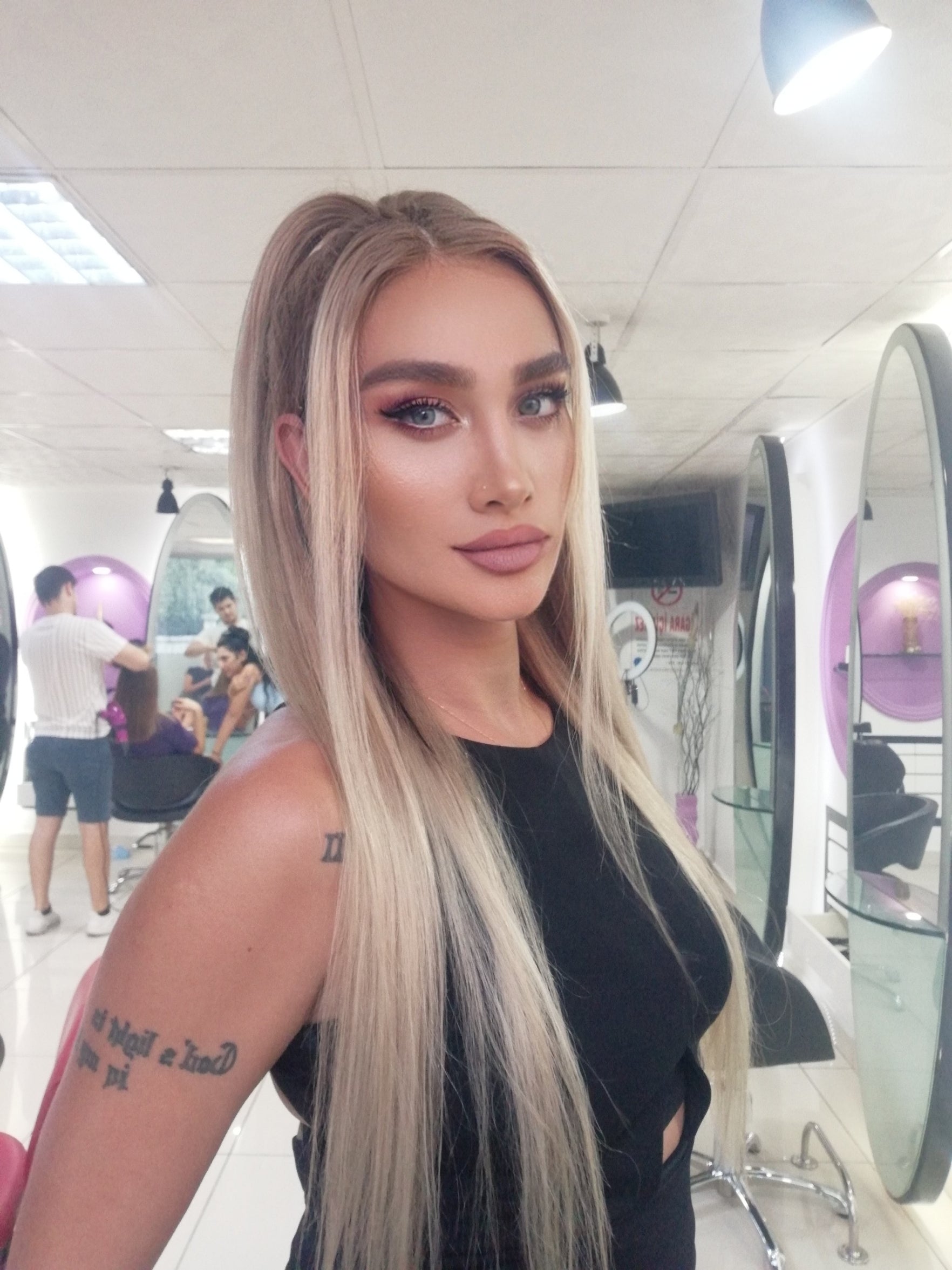 ARLEINE SARIŞIN OMBRE DANTEL PERUK ÜNİTESİ