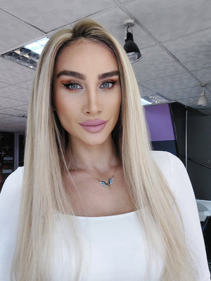 ANASTASIA BEBEK PLATİN SARIŞIN RÖFLELİ DANTEL PERUK ÜNİTESİ