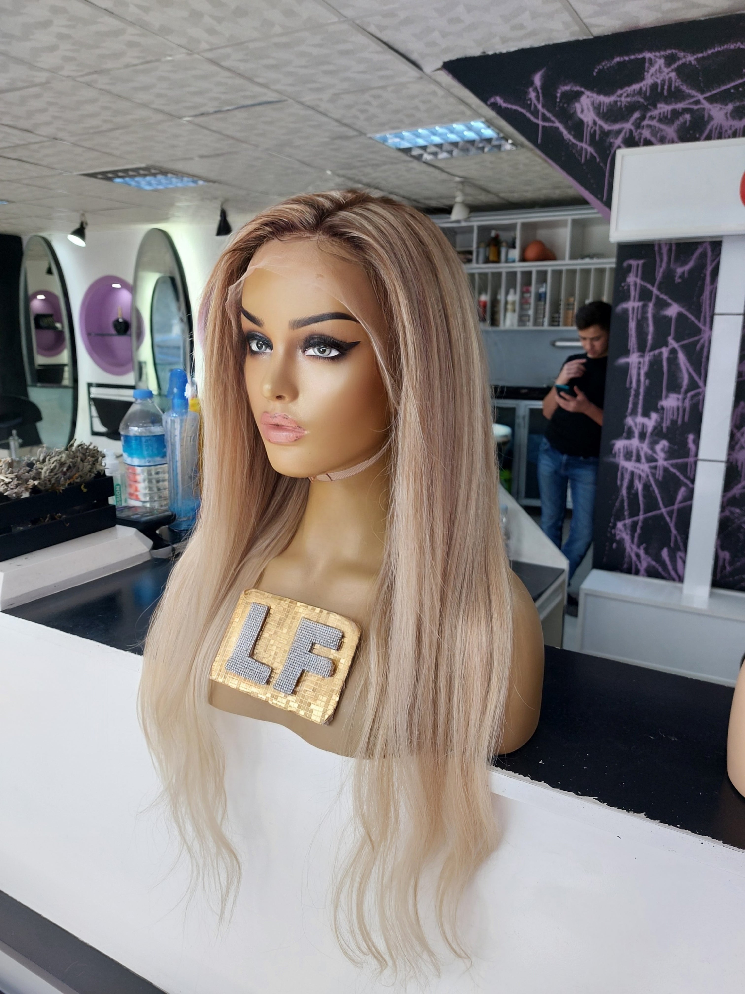 ANASTASIA BEBEK PLATİN SARIŞIN RÖFLELİ DANTEL PERUK ÜNİTESİ