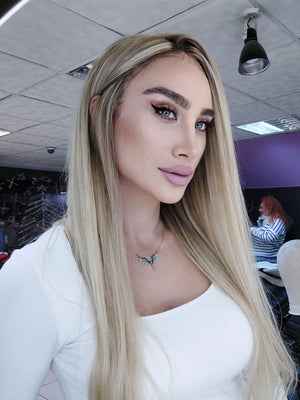 ANASTASIA BEBEK PLATİN SARIŞIN RÖFLELİ DANTEL PERUK ÜNİTESİ