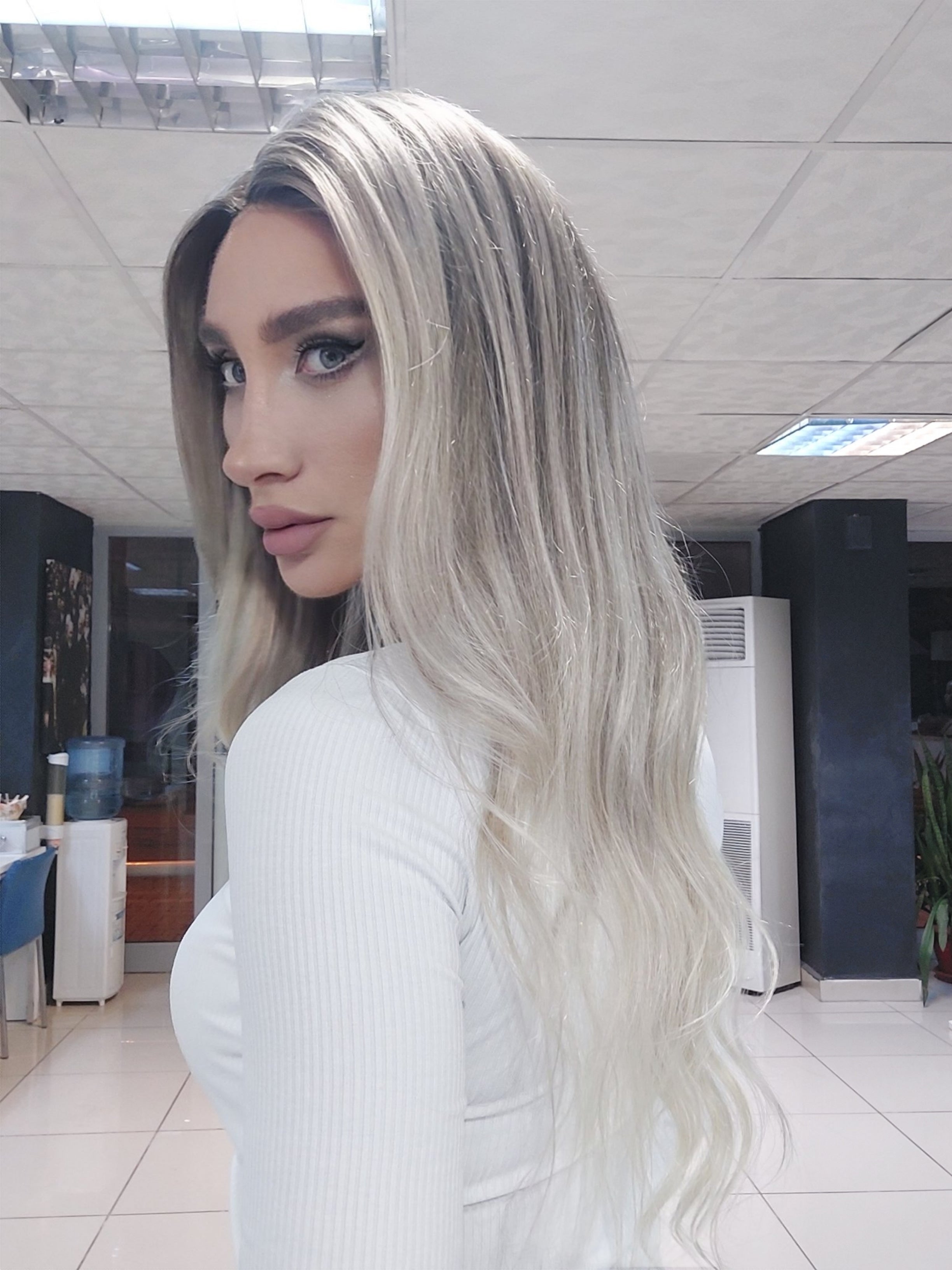 CHIARA AÇIK KÜLLÜ KUMRAL SARIŞIN OMBRELİ DANTEL PERUK ÜNİTESİ