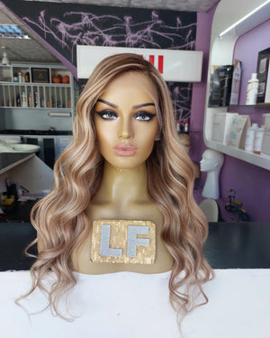 ROSE GOLD VICTORIA DANTEL PERUK ÜNİTESİ