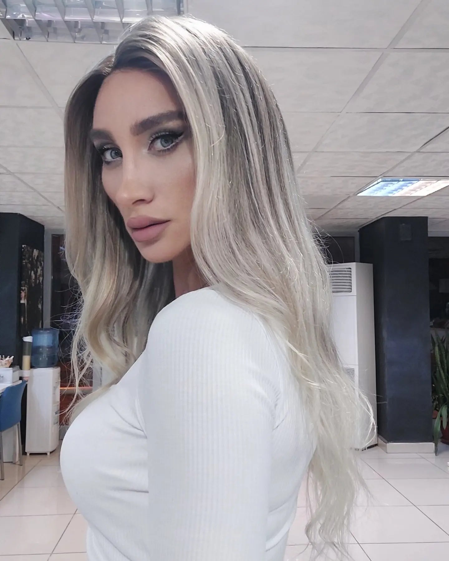 CHIARA AÇIK KÜLLÜ KUMRAL SARIŞIN OMBRELİ DANTEL PERUK ÜNİTESİ