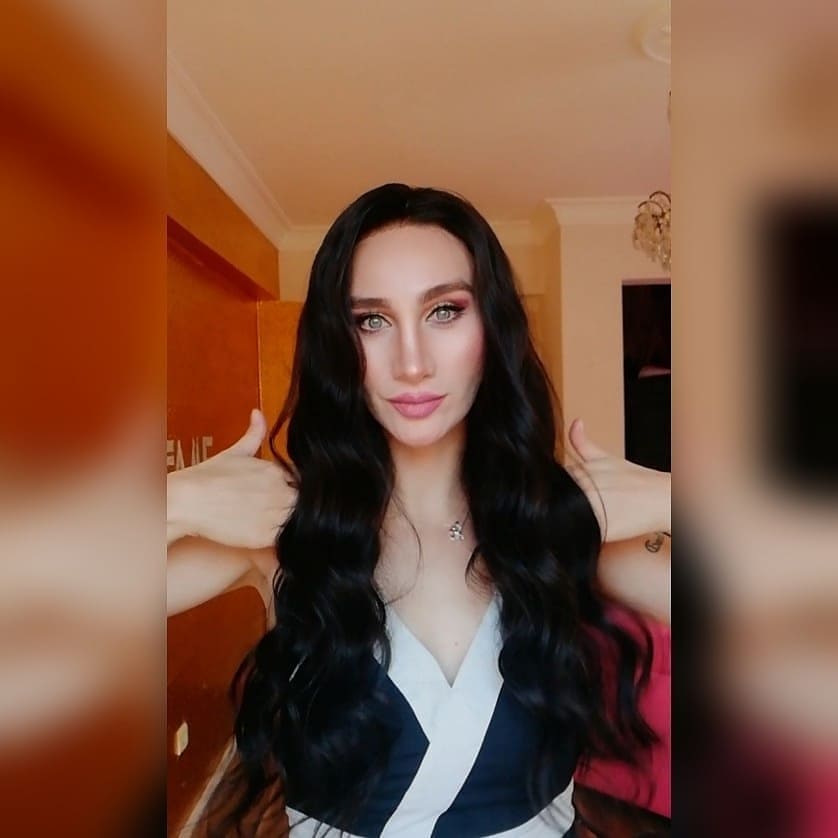 LUISA JET SİYAH İRİ DALGALI DANTEL PERUK ÜNİTESİ